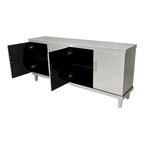 Armoire à 4 portes de grande taille